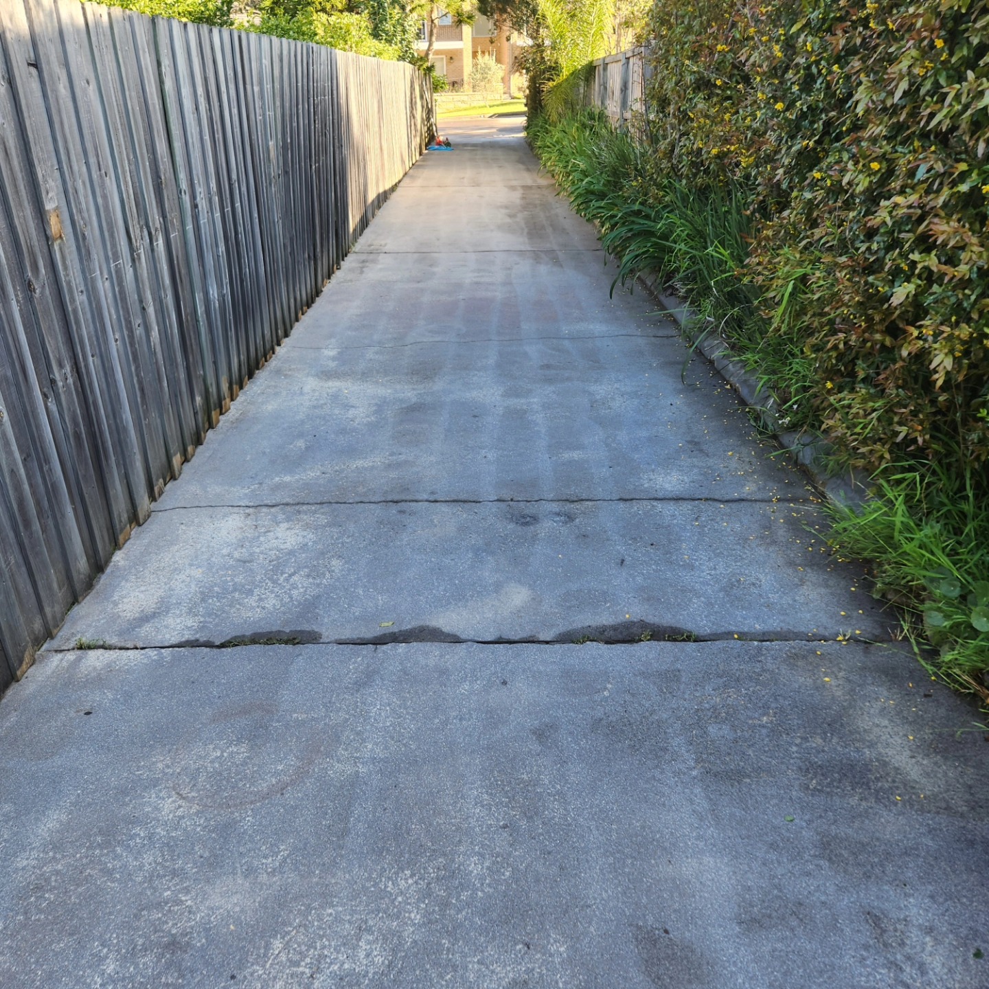 Clean side path after pressure washing — Sydney